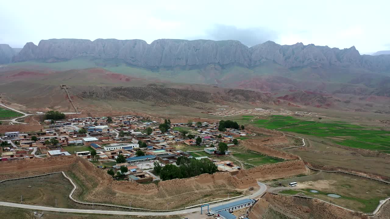 甘南藏族自治州神秘的甘密地区航空摄影视频素材