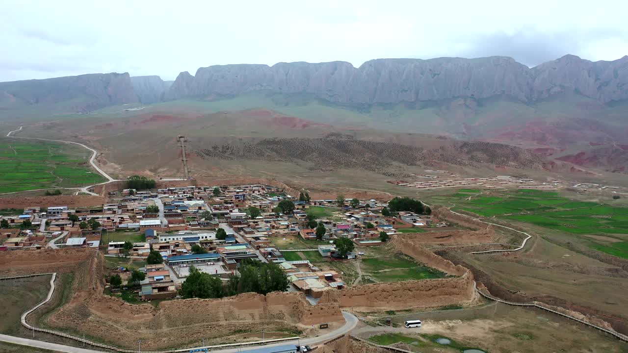 甘南藏族自治州神秘的甘密地区航空摄影视频素材