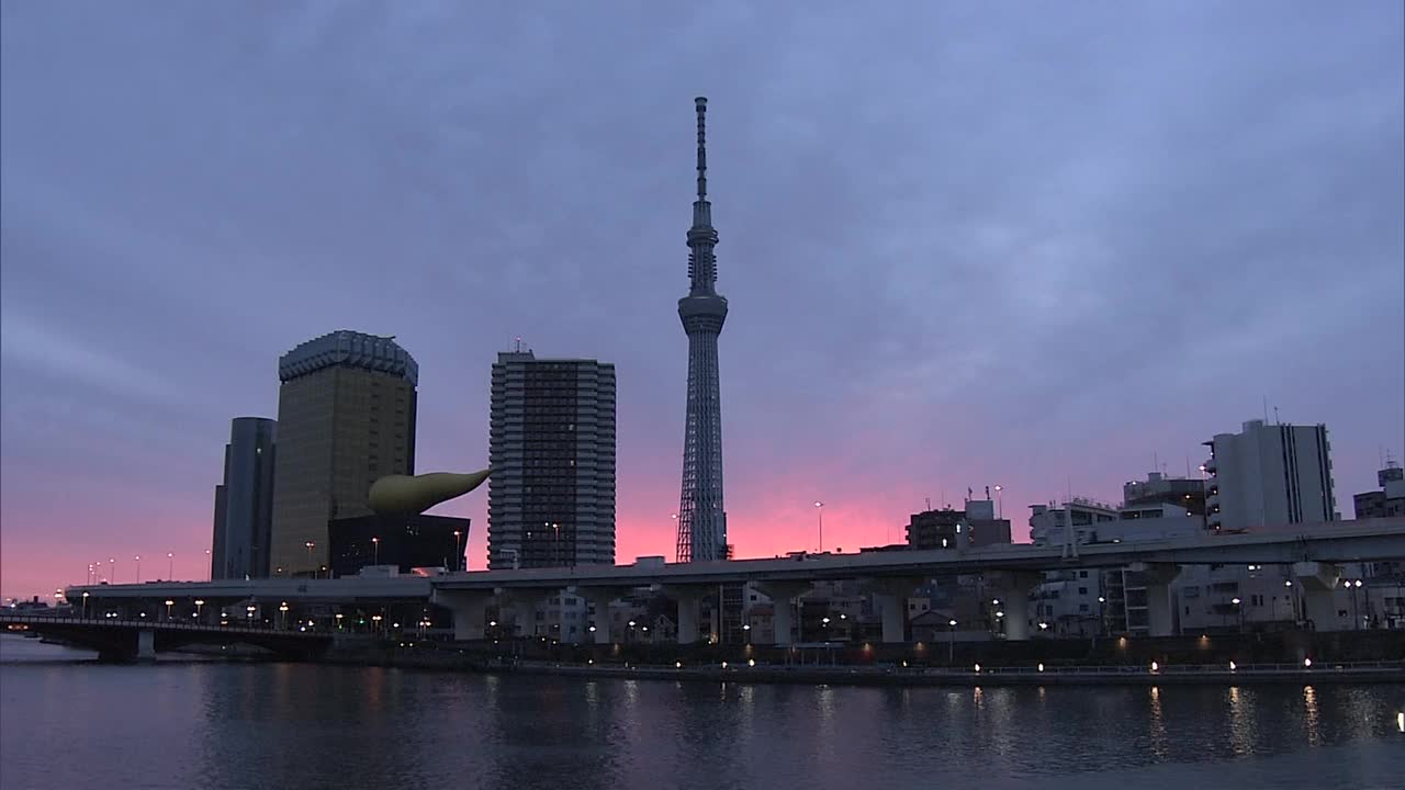 东京天空之树黎明时分，日本视频素材