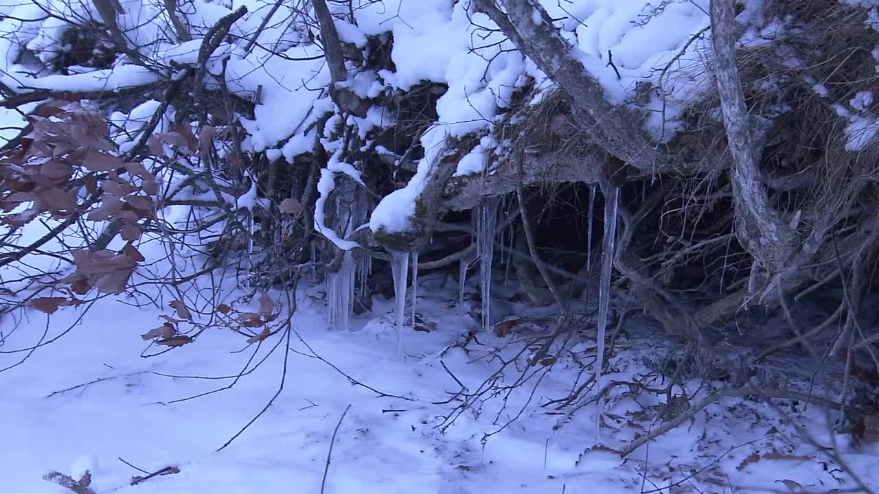 冰柱，岩手，日本视频素材