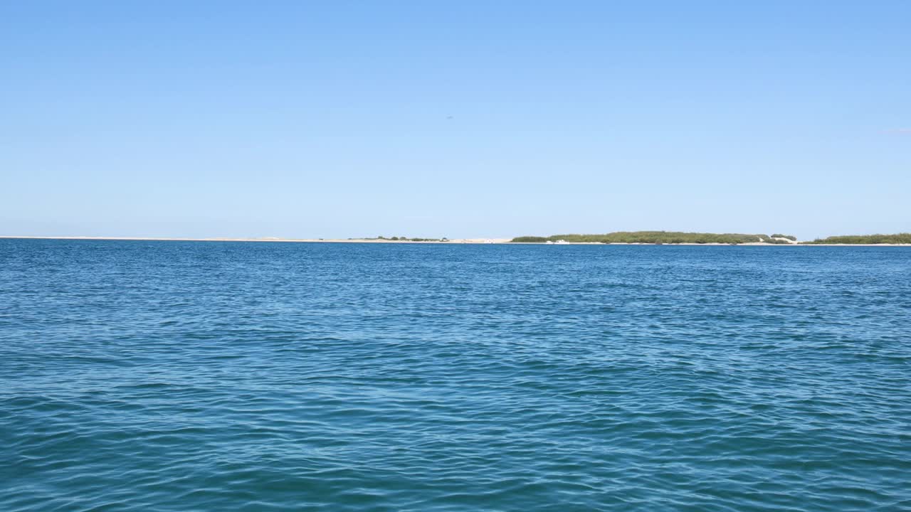 黄金海岸平静的大海视频素材