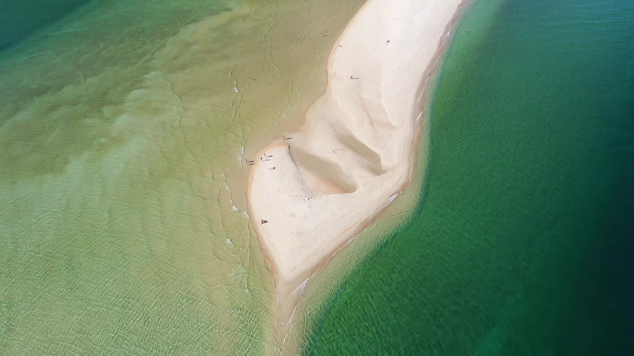 菲格里尼亚沙嘴海滩和大西洋。葡萄牙。空中高角度视图视频下载