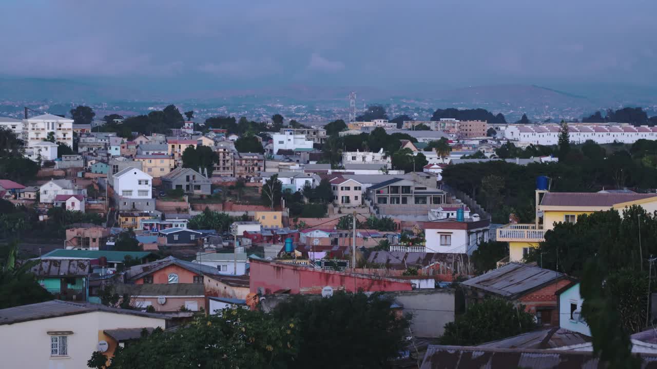 塔那那利佛住宅建筑全景图视频素材