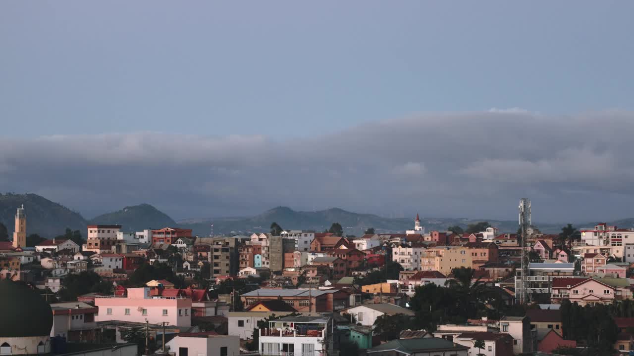 塔那那利佛住宅建筑全景图视频素材