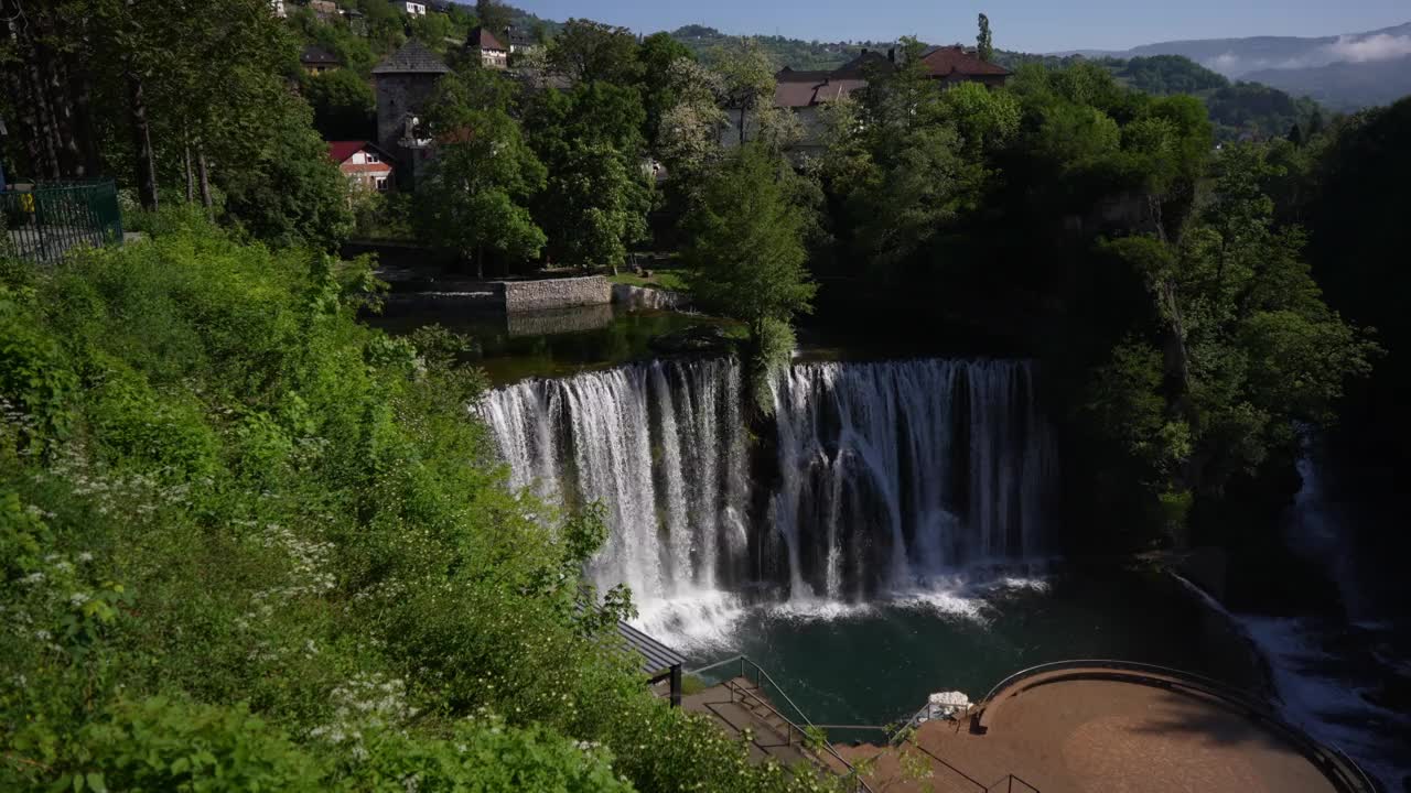 瀑布在Jajce, B-roll镜头视频素材