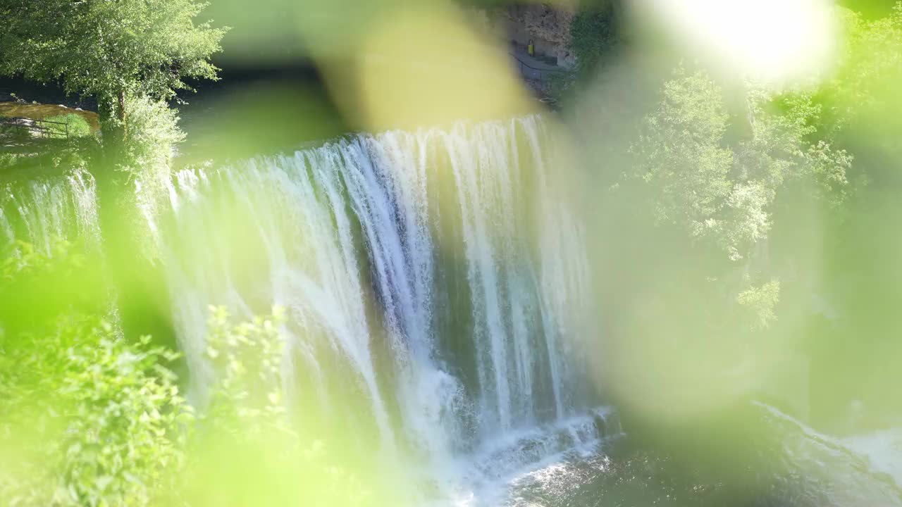 瀑布在Jajce, B-roll镜头视频素材