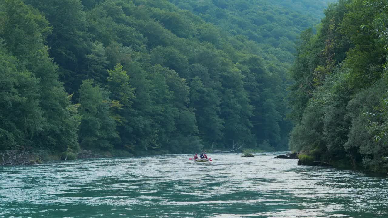 黑山的塔拉河峡谷视频下载