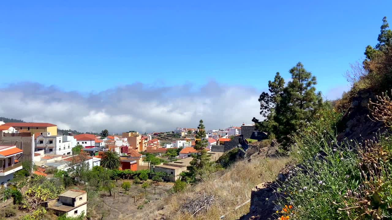 美丽的乡村景色维拉弗勒山村位于高地南部特内里费，加那利群岛，西班牙。视频素材