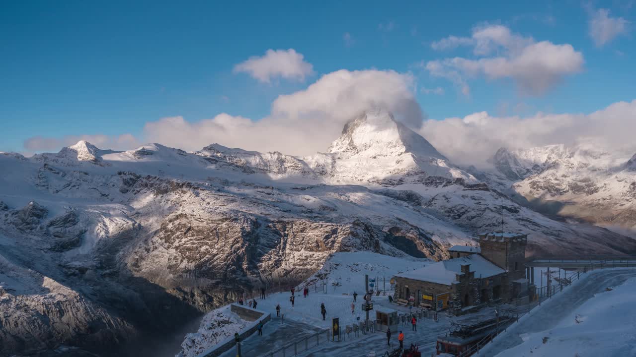 瑞士采尔马特的戈内格拉特(Gornergrat)延时拍摄冬季从戈内格拉特(Gornergrat)俯瞰马特洪峰和阿尔卑斯山视频下载