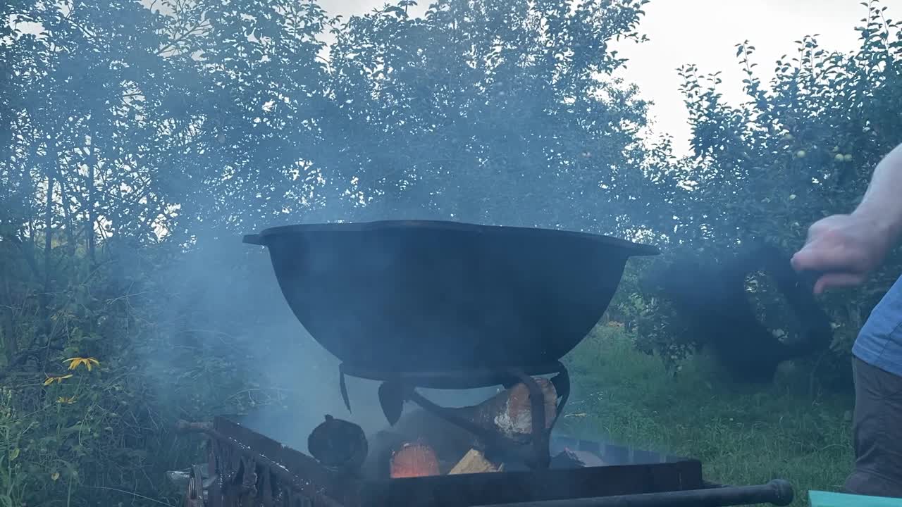 户外烹饪，BBQ概念视频素材