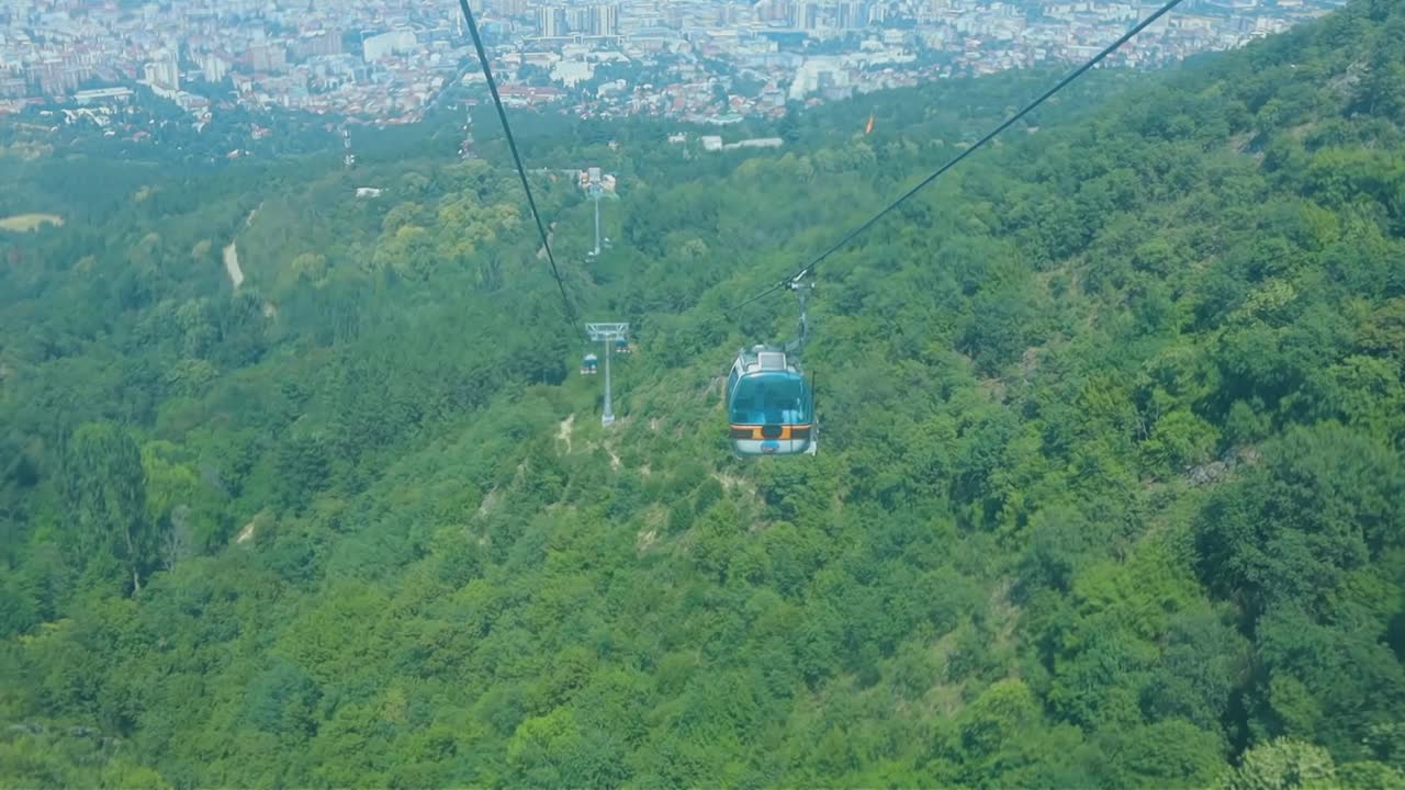 北马其顿斯科普里的千年十字缆车视频下载