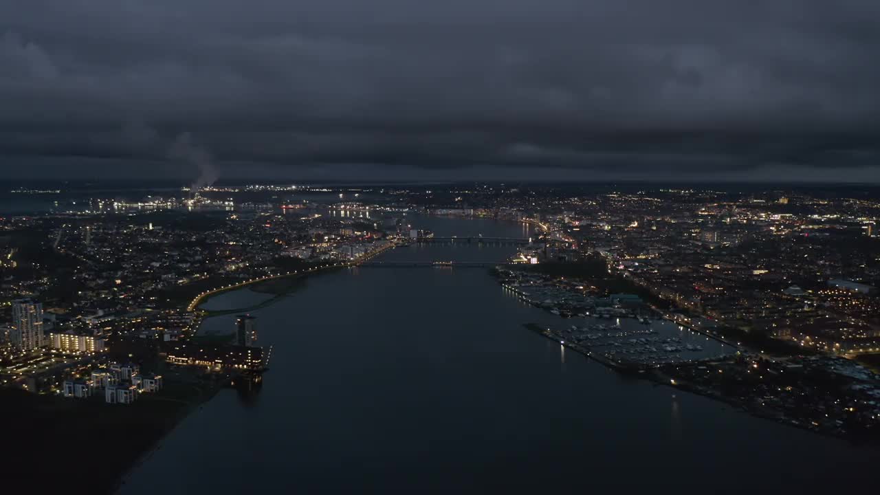 奥尔堡的城市景观，北日德兰地区(Nordjylland)，丹麦视频下载