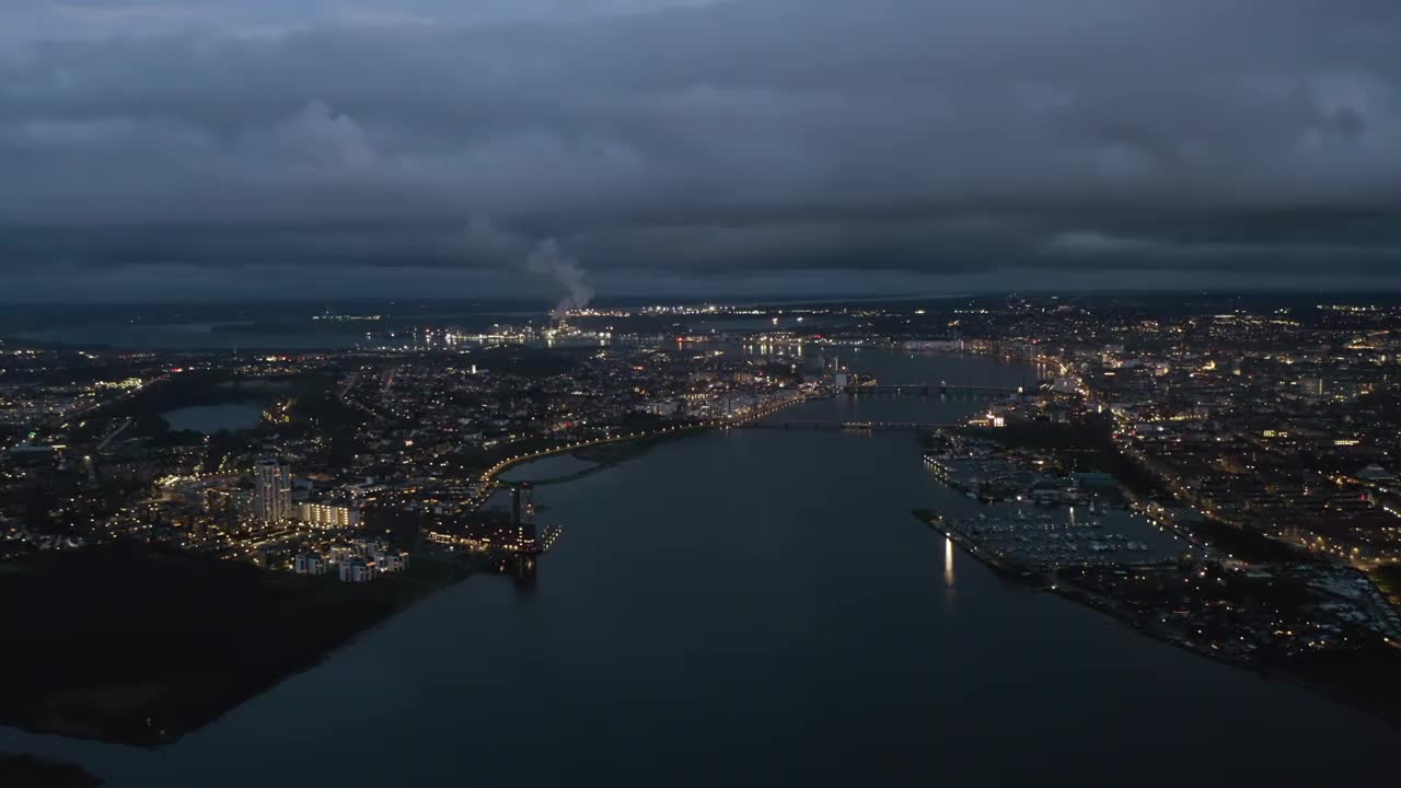 奥尔堡的城市景观，北日德兰地区(Nordjylland)，丹麦视频下载