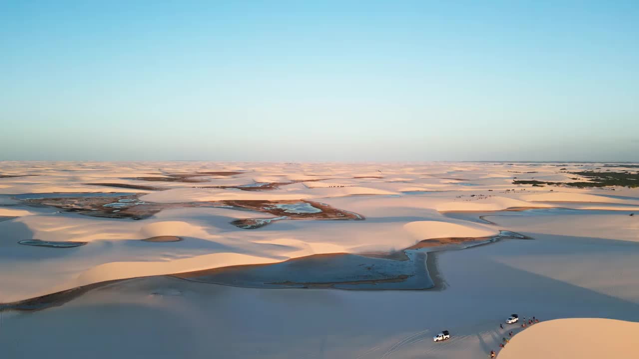 Lençóis Maranhenses鸟瞰图视频下载