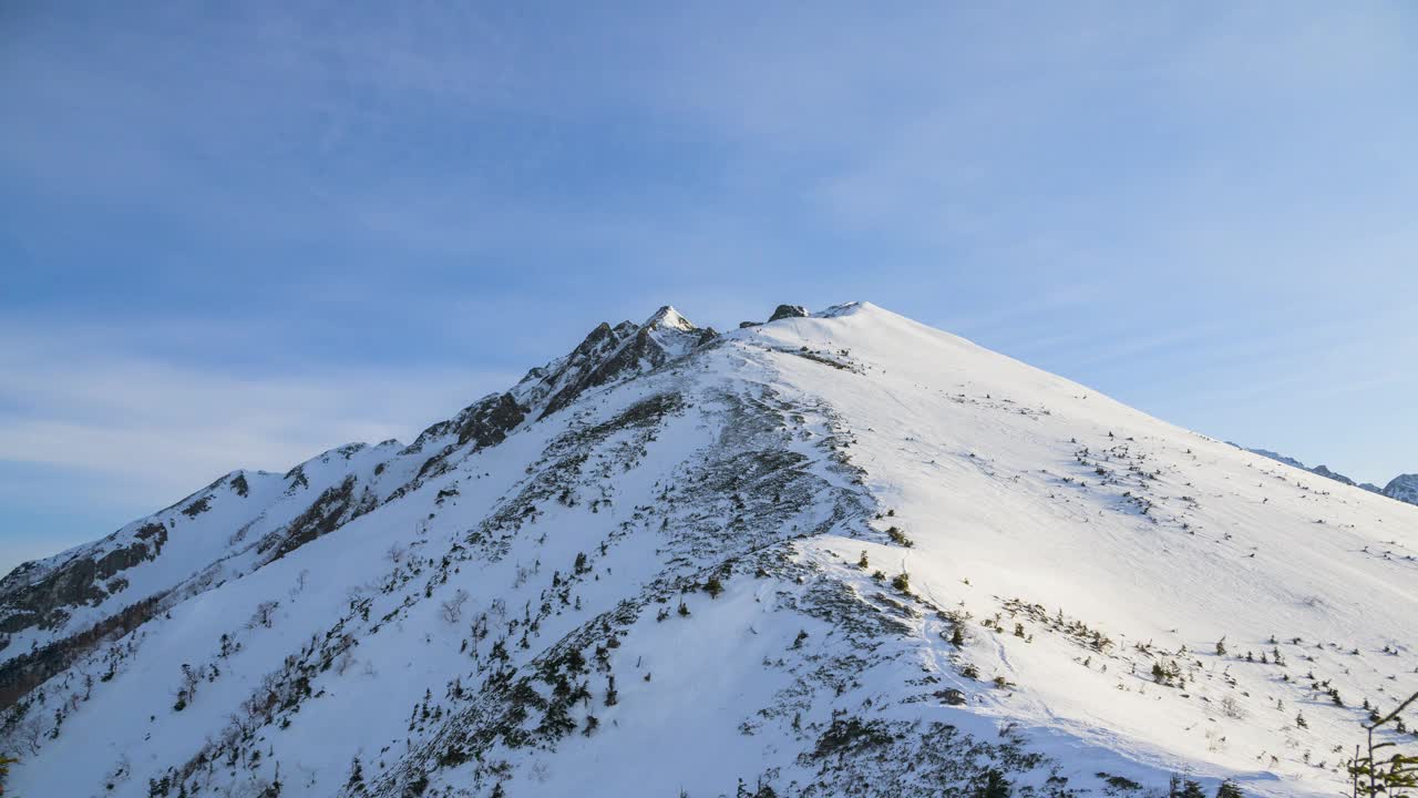 2月的西高山视频下载