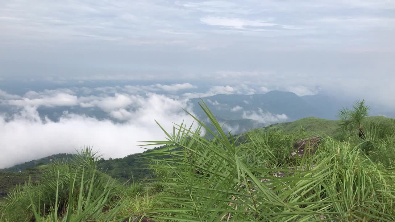 从云层上看视频下载