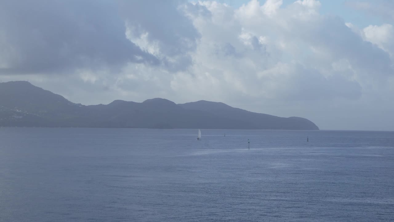 西印度群岛西蒙马提尼克角的海湾视频下载