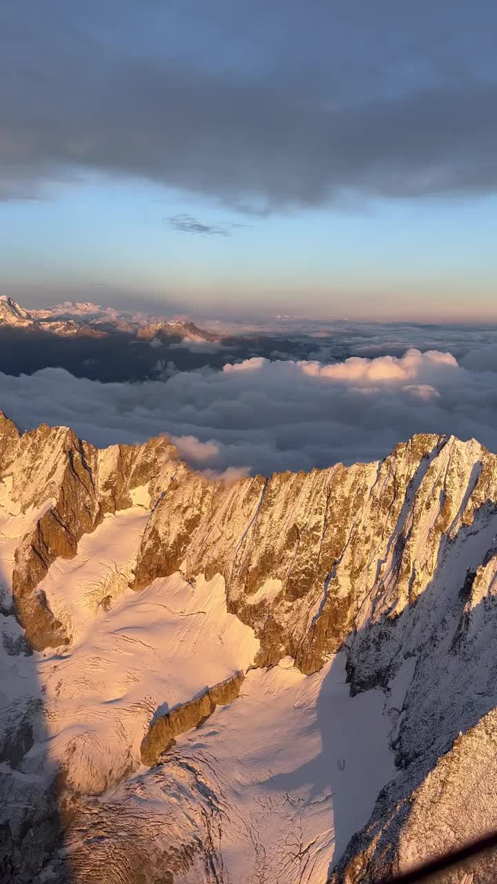 勃朗峰，夏蒙尼鸟瞰图视频素材