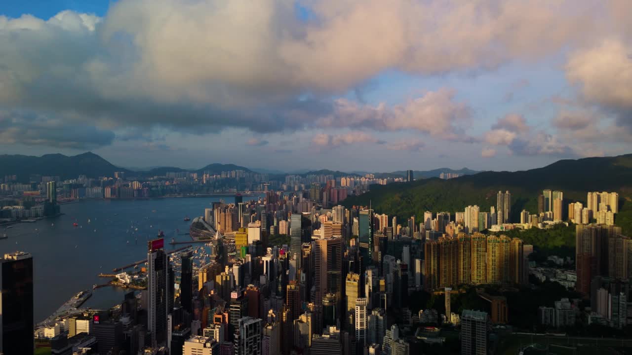 香港多云城市鸟瞰图视频下载