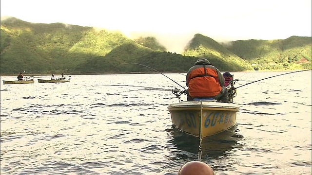 科卡尼在元津湖钓鱼视频素材