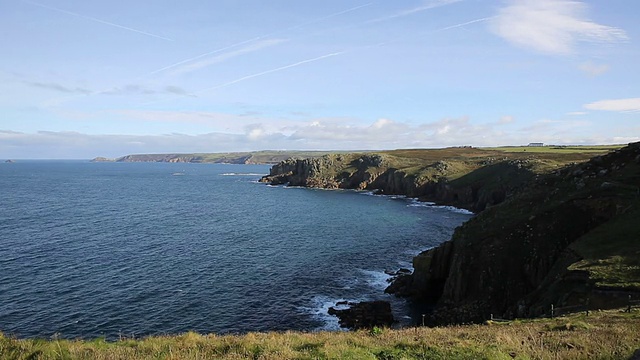 康沃尔海岸土地结束英格兰，英国到森嫩湾视频素材