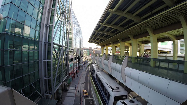 台北西湖地铁站，美丽的市容日落，台湾丹视频素材