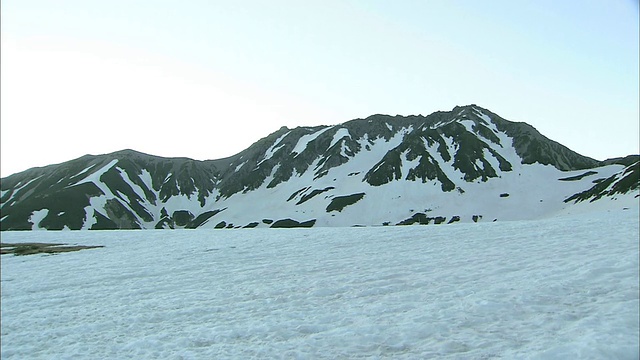 黎明时分的tatateyama Mountains视频素材