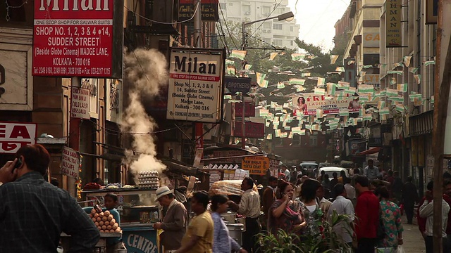 印度加尔各答(Calcutta)的街景视频素材