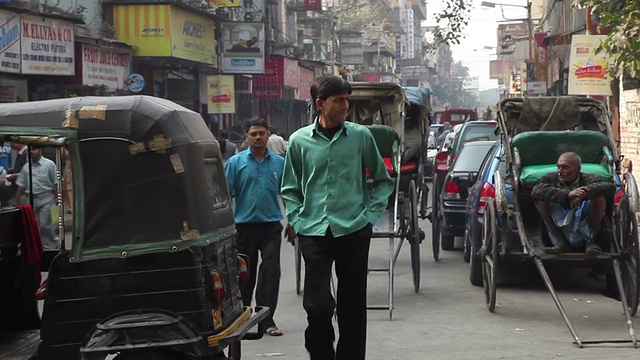 印度加尔各答(Calcutta)的街景视频素材