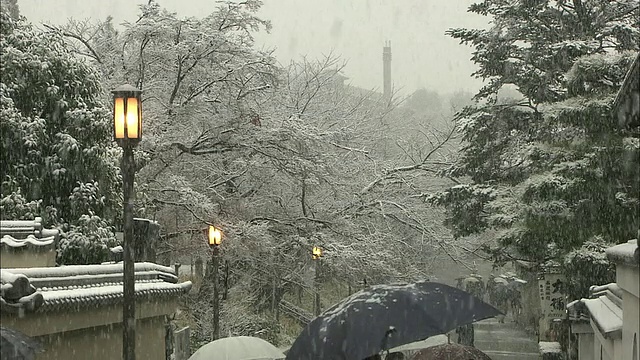 降雪在京都视频素材