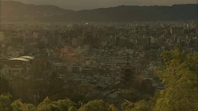 日落在京都的地平线视频素材