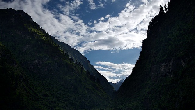 喜马拉雅山37达拉帕尼黑暗谷黎明大师视频素材