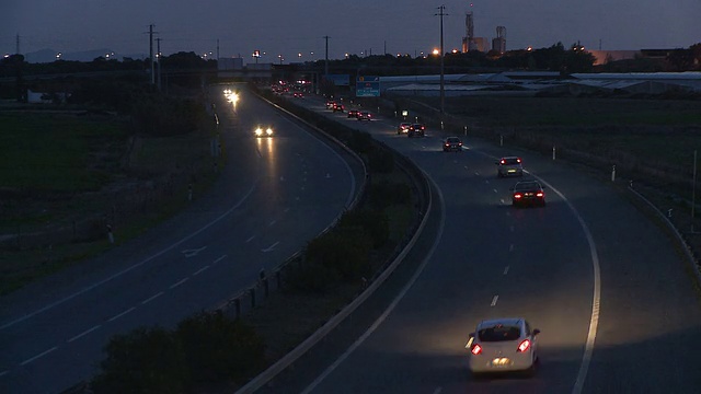 时间流逝的公路日落为夜晚视频素材