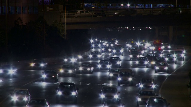 高速公路晚上延时视频素材