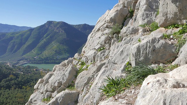 El Chorros山视频下载