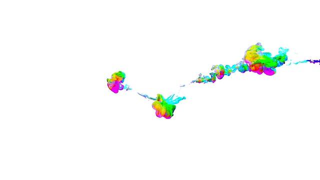 有色墨水下降视频素材