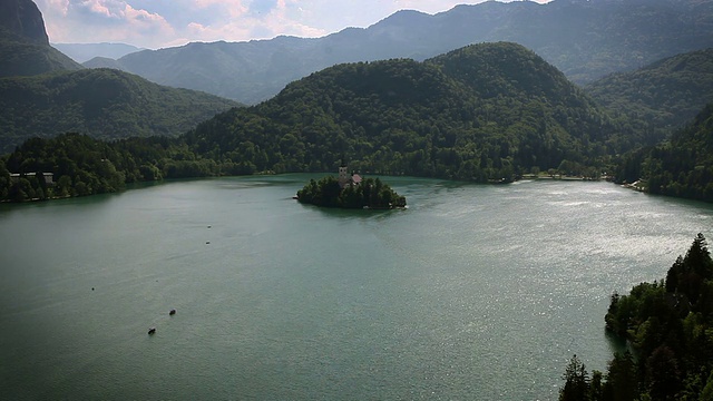 湖流血视频素材