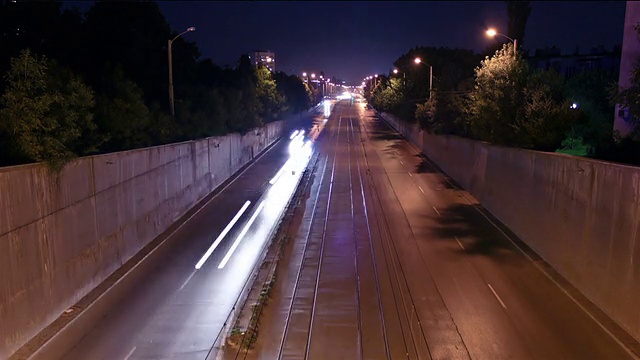 公路交通夜间延时视频素材