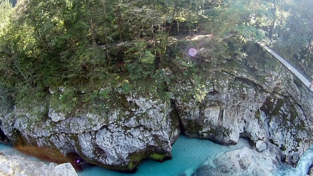 Flying over the bridge on river Soča视频素材