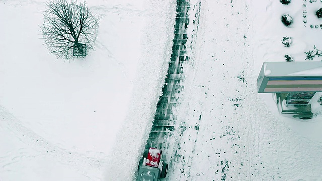 城市街道上的除雪视频素材