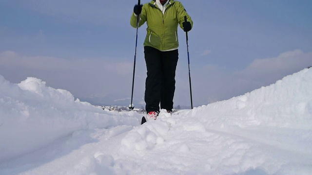 越野滑雪视频素材