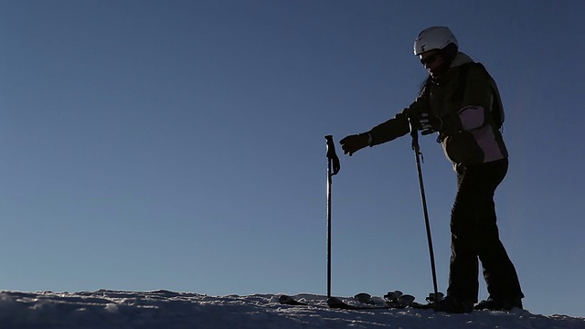 女人滑雪视频下载