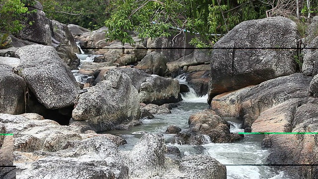 夏山瀑布视频素材