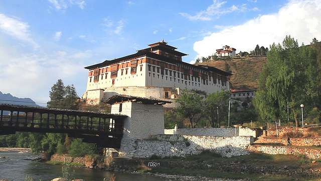 不丹，dzong in paro报道视频素材