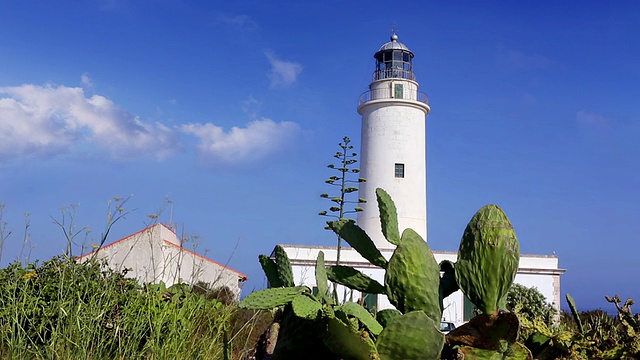 地中海Formentera岛的La Mola灯塔视频素材