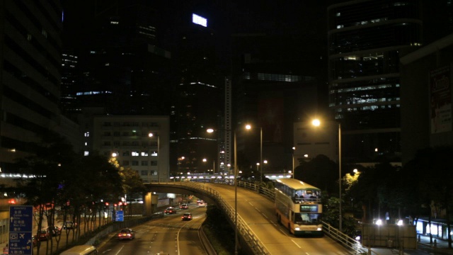 香港铜锣湾夜间公路视频素材