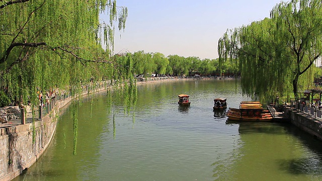 在湖上划船视频素材