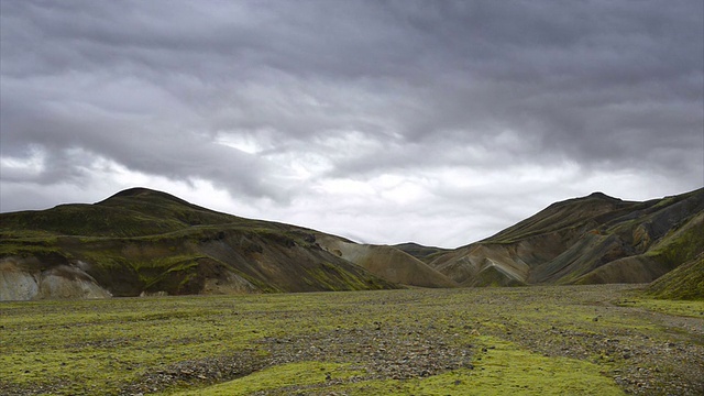 云在Landmannalaugar视频素材