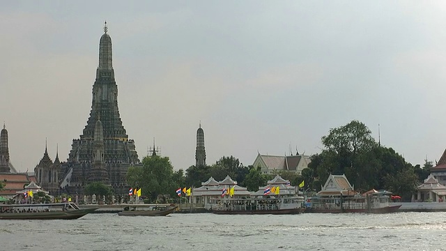 泰国黎明寺(Wat Arun)视频素材