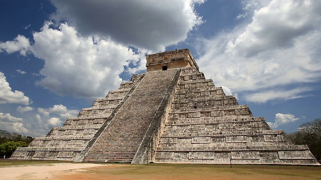 奇琴伊察的El Castillo (Kukulkan Temple)视频素材